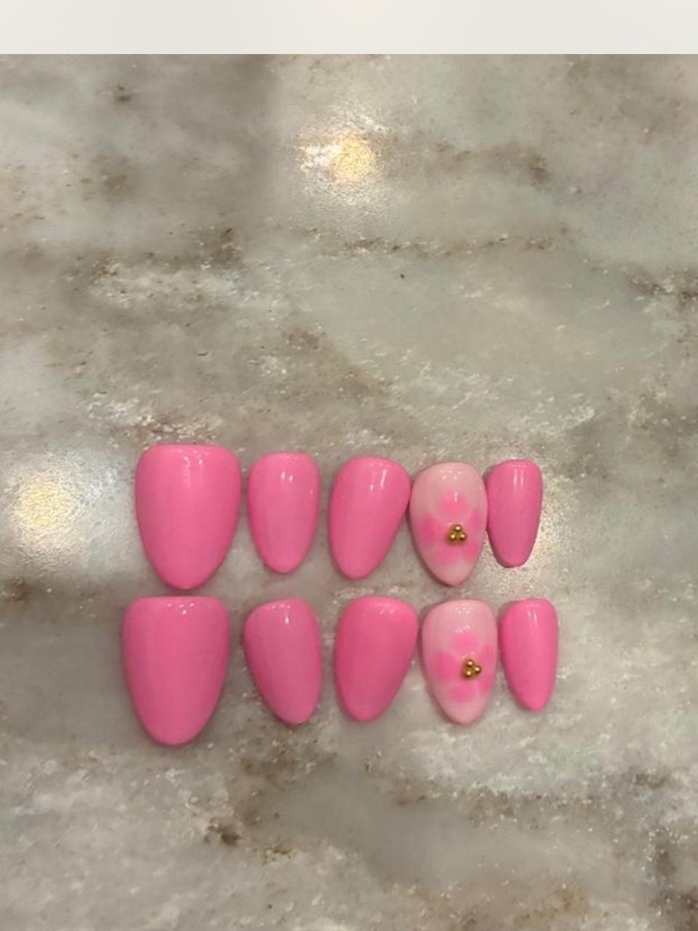Pink Press-On Nail Set with Floral Blooms